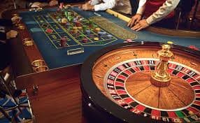 Filipino fans watching live basketball and football sports betting on big bet